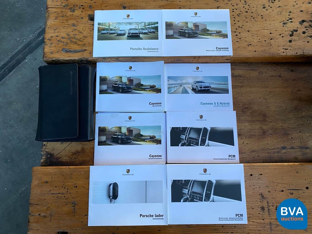 Porsche Cayenne 3.0 S E-Hybrid 416 PS 2015 -Original NL-, HK-999-Z.