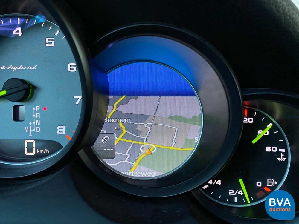 Porsche Cayenne 3.0 S E-Hybrid 416 PS 2015 -Original NL-, HK-999-Z.