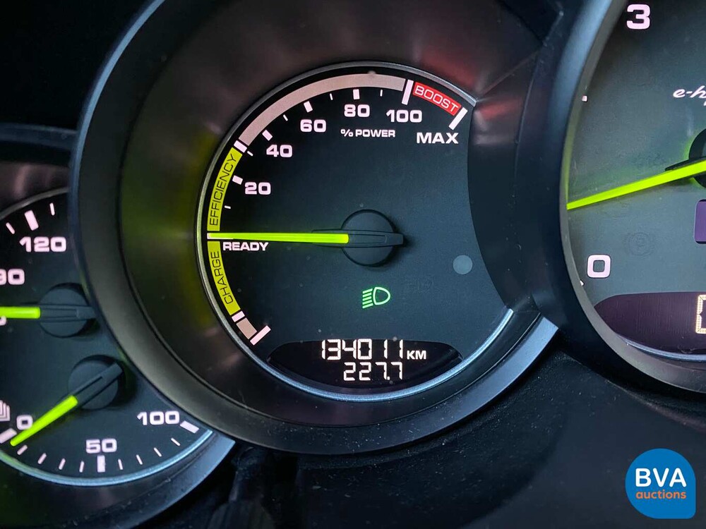 Porsche Cayenne 3.0 S E-Hybrid 416 PS 2015 -Original NL-, HK-999-Z.