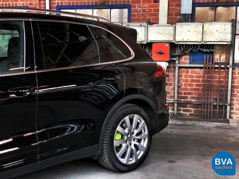 Porsche Cayenne 3.0 S E-Hybrid 416 PS 2015 -Original NL-, HK-999-Z.