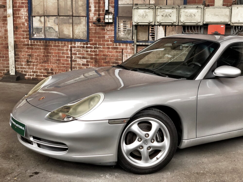 Porsche 911 Carrera 3.4 300 PS 996 2000 Youngtimer.
