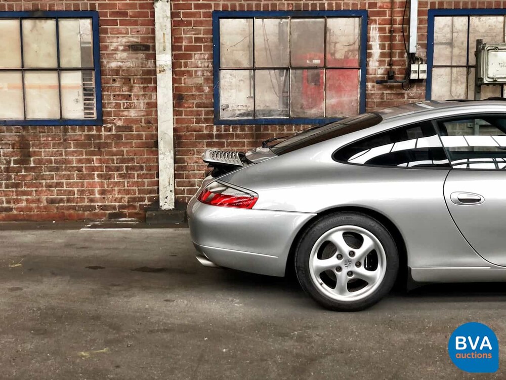 Porsche 911 Carrera 3.4 300 PS 996 2000 Youngtimer.