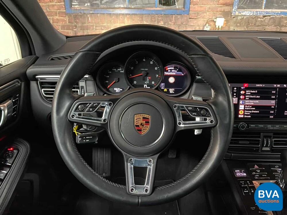 Porsche Macan 2.0 MY20 245 PS 2019.