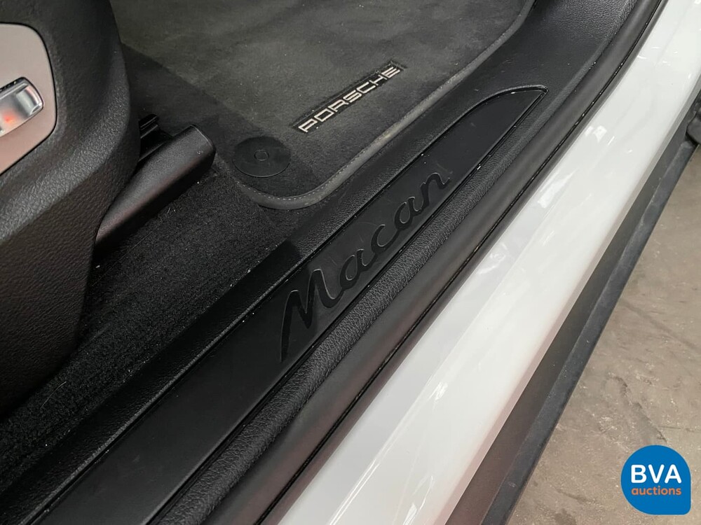 Porsche Macan 2.0 MY20 245 PS 2019.