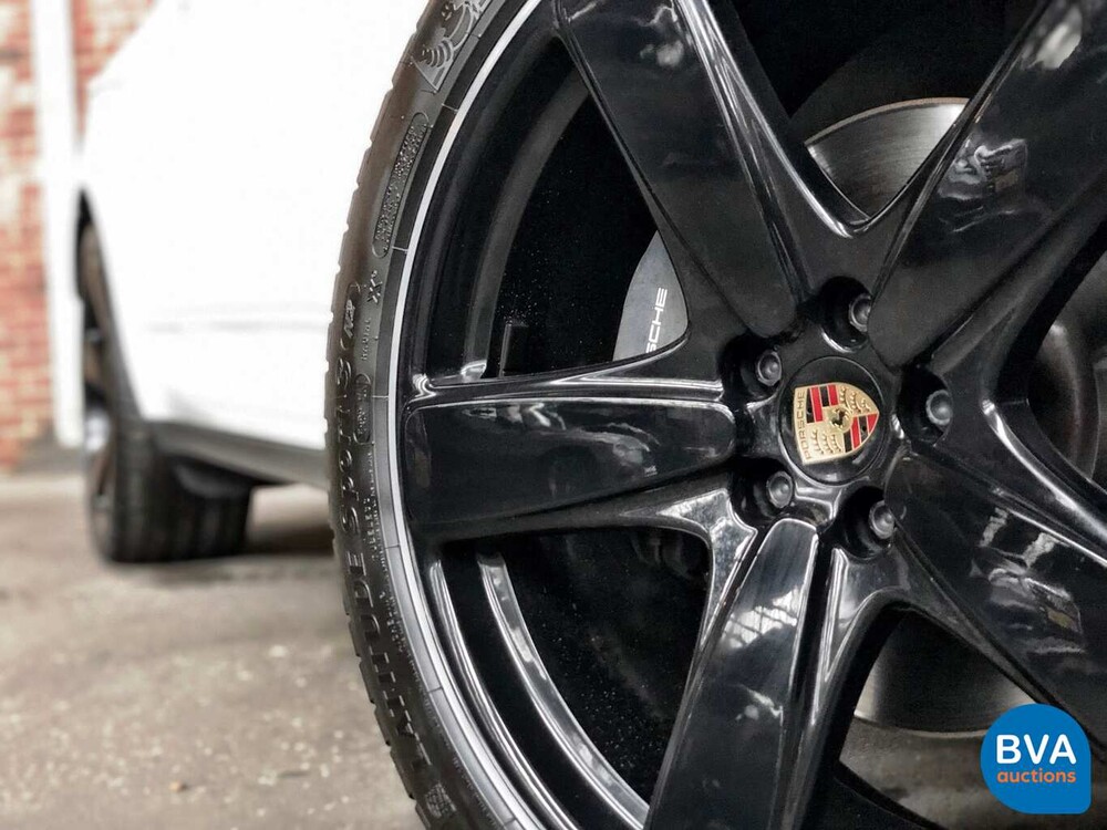 Porsche Macan 2.0 MY20 245 PS 2019.