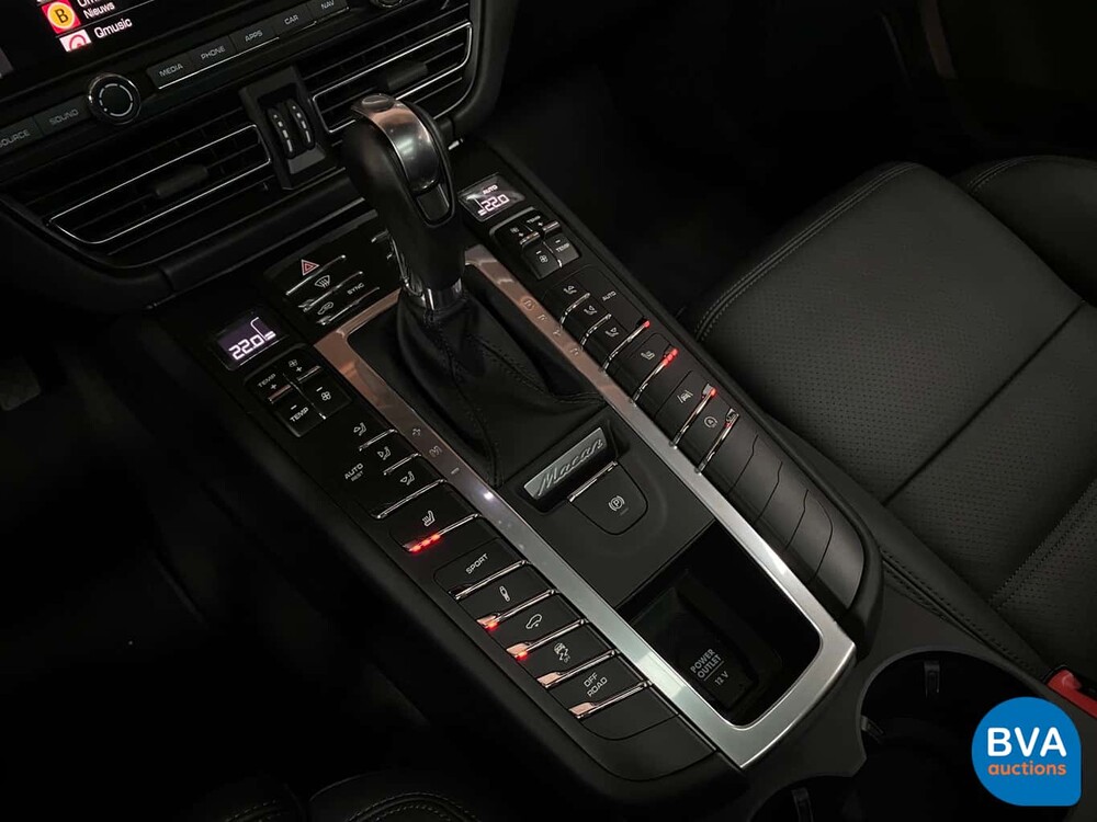 Porsche Macan 2.0 MY20 245 PS 2019.