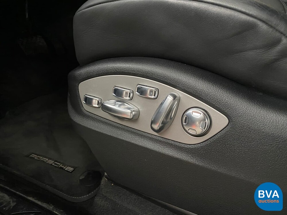 Porsche Macan 2.0 MY20 245 PS 2019.