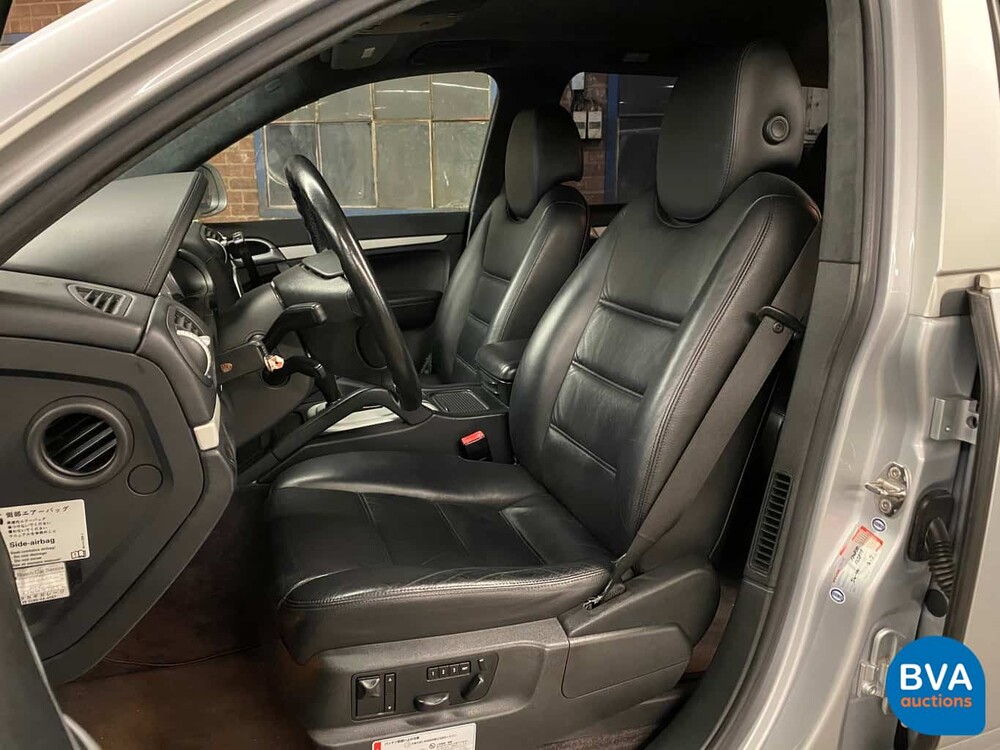 Porsche Cayenne Turbo 4.5 V8 450pk 2005 Youngtimer