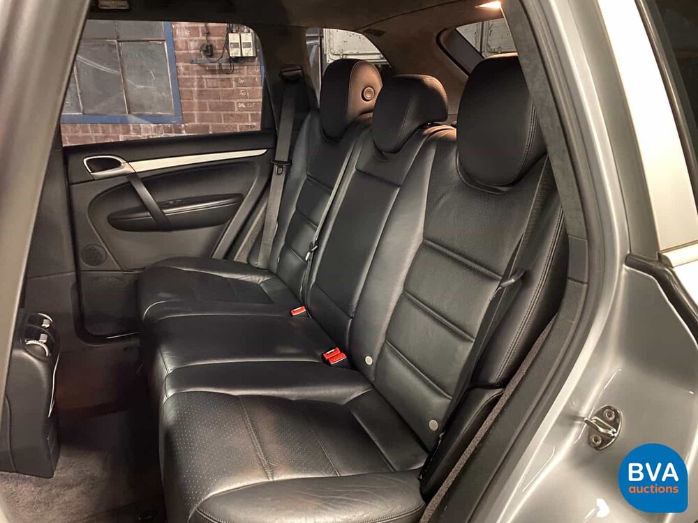 Porsche Cayenne Turbo 4.5 V8 450pk 2005 Youngtimer