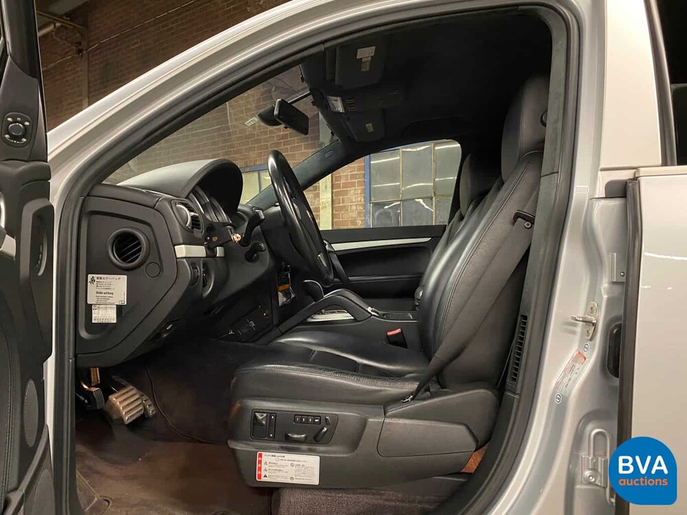 Porsche Cayenne Turbo 4.5 V8 450pk 2005 Youngtimer