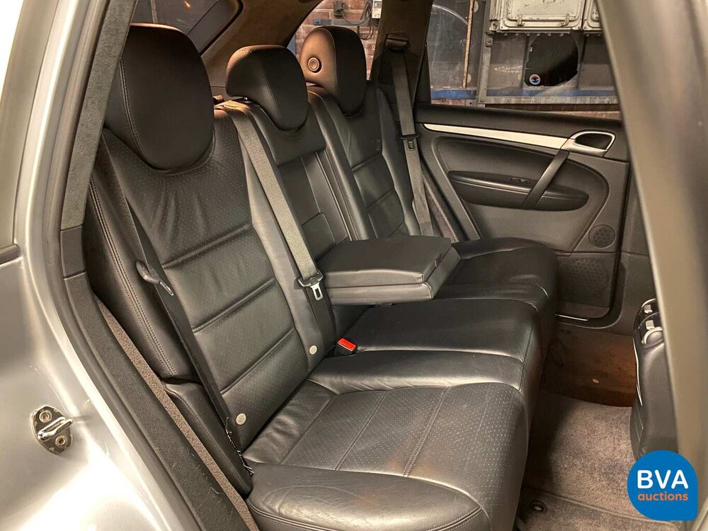 Porsche Cayenne Turbo 4.5 V8 450pk 2005 Youngtimer