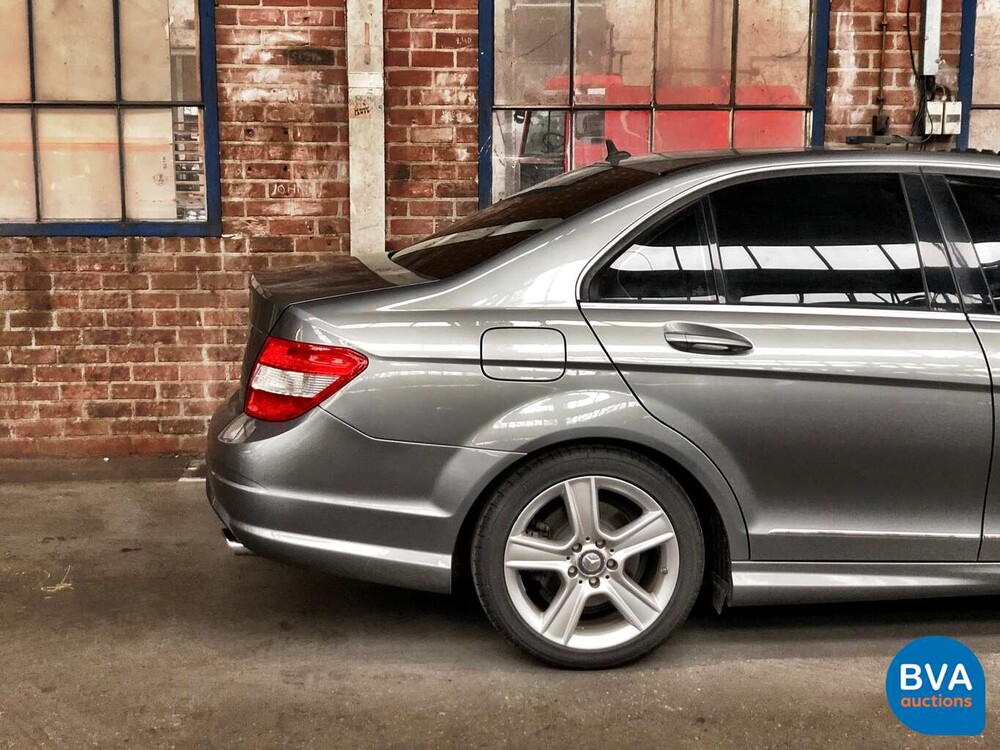 Mercedes-Benz C300 Limousine V6 231pk C-Klasse 2010, J-380-TH