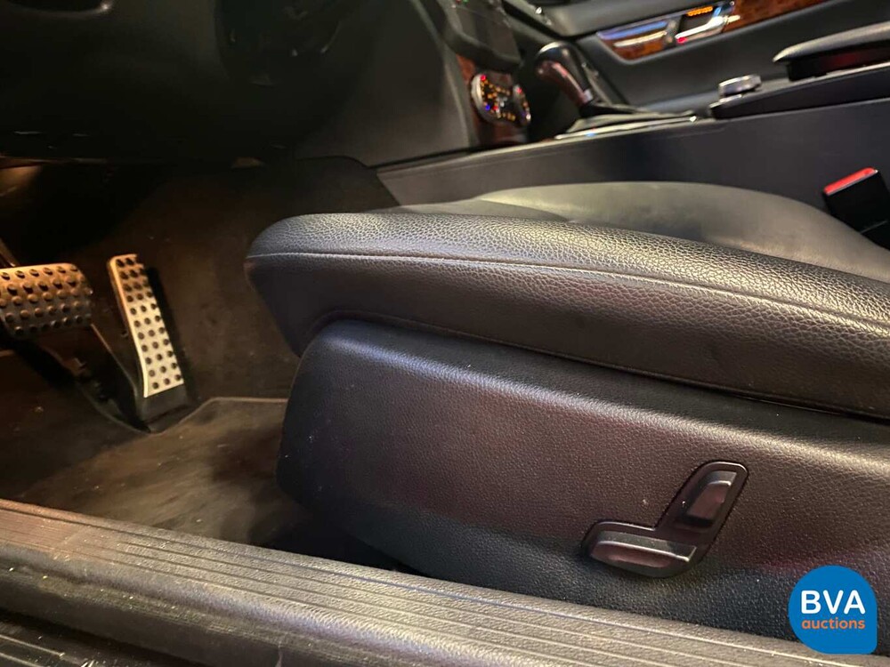 Mercedes-Benz C300 Limousine V6 231pk C-Klasse 2010, J-380-TH