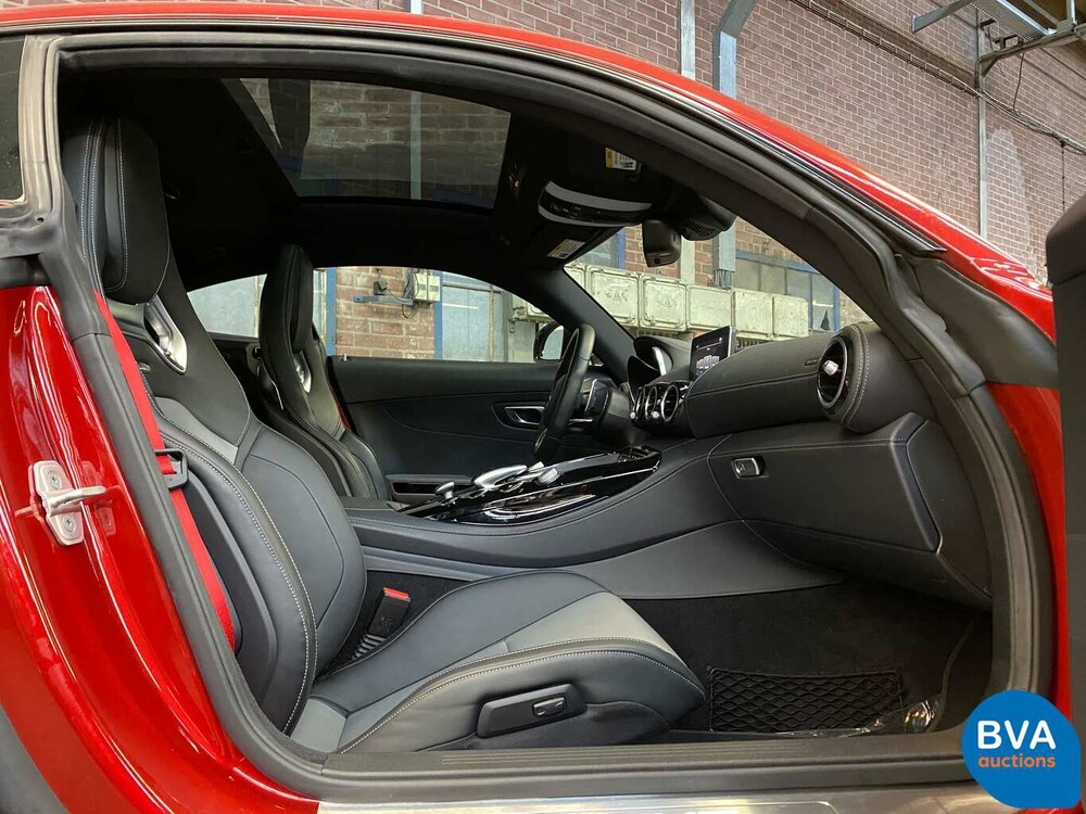 Mercedes-Benz AMG GT 4.0 V8 462 PS 2018.