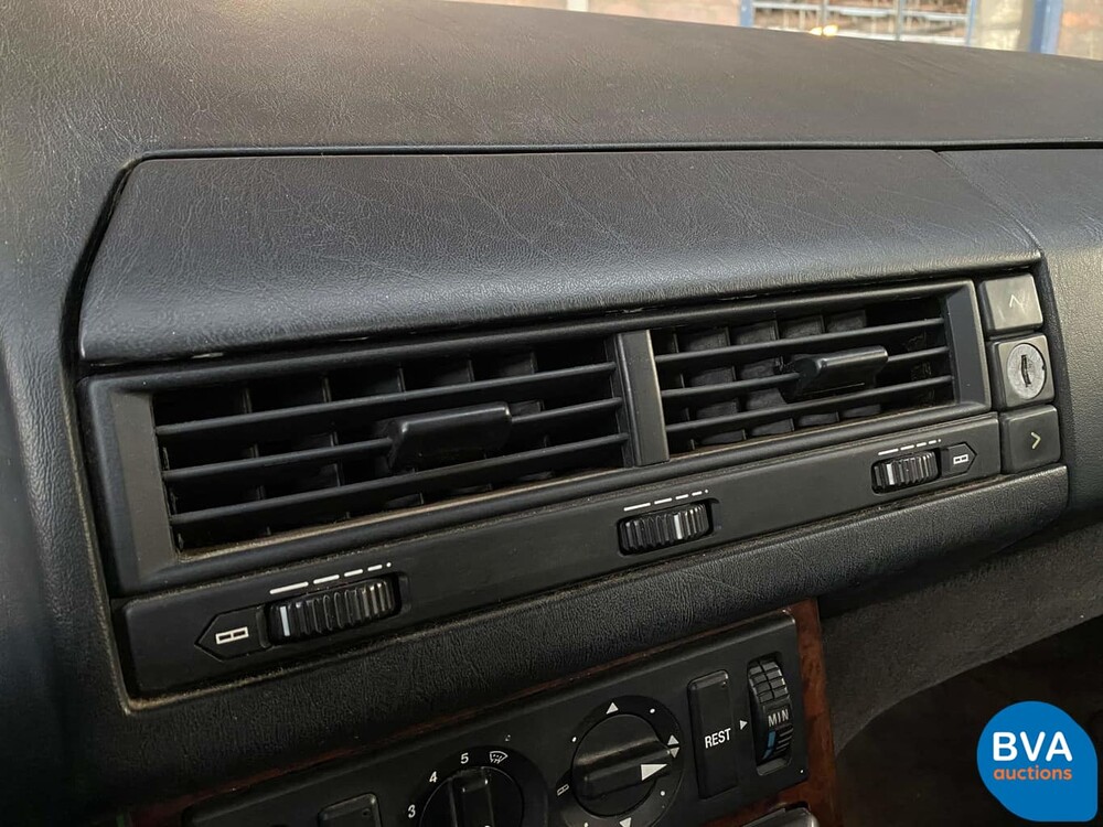 Mercedes-Benz 300SL-24 Roadster SL-Klasse 231pk Cabriolet 1991, GP-RP-68