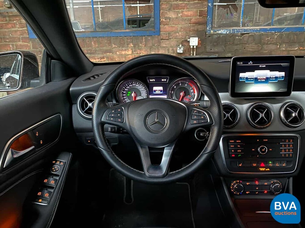 Mercedes-Benz CLA180 Shooting Brake 122pk CLA-Klasse 2015, J-604-NT