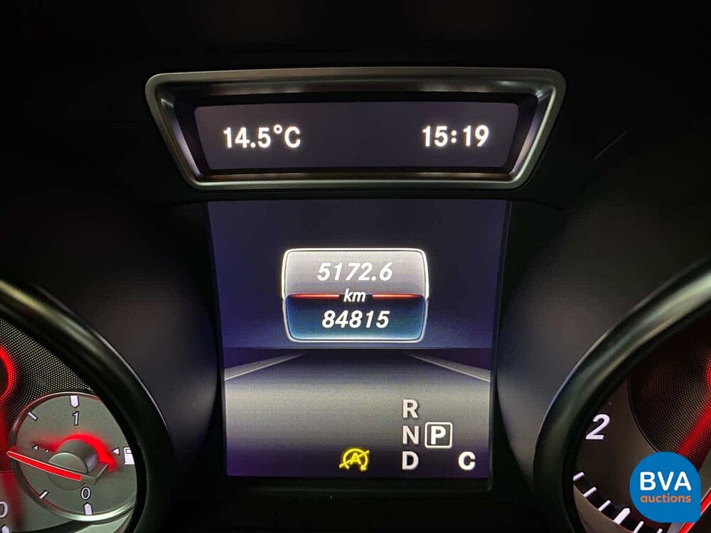 Mercedes-Benz CLA180 Shooting Brake 122pk CLA-Klasse 2015, J-604-NT