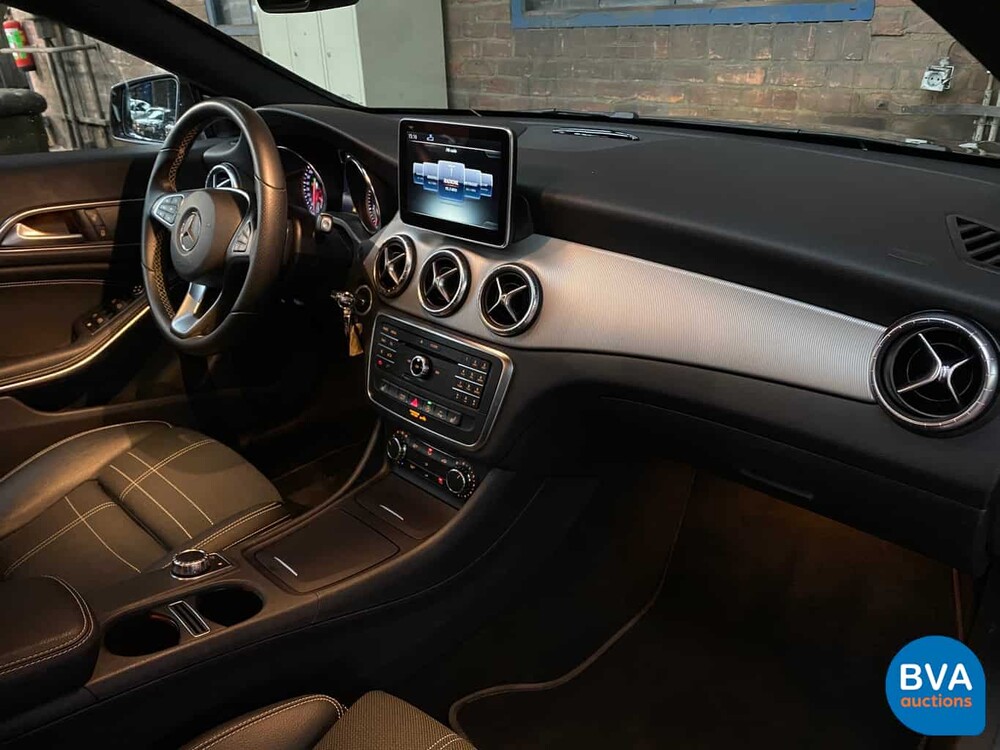 Mercedes-Benz CLA180 Shooting Brake 122pk CLA-Klasse 2015, J-604-NT