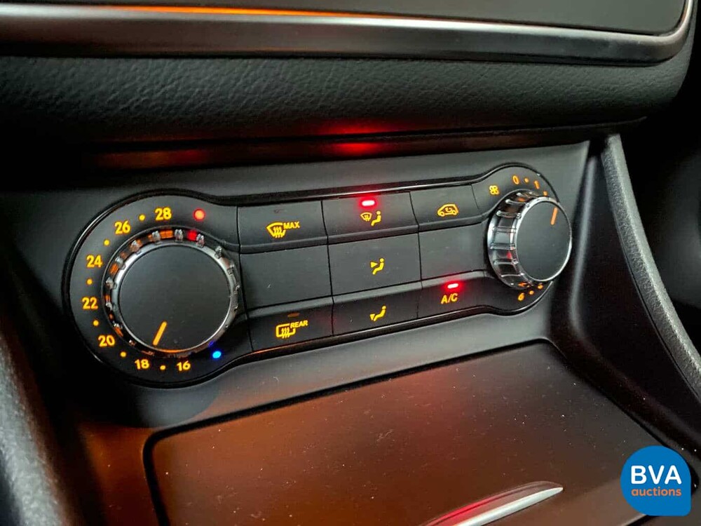 Mercedes-Benz CLA180 Shooting Brake 122pk CLA-Klasse 2015, J-604-NT