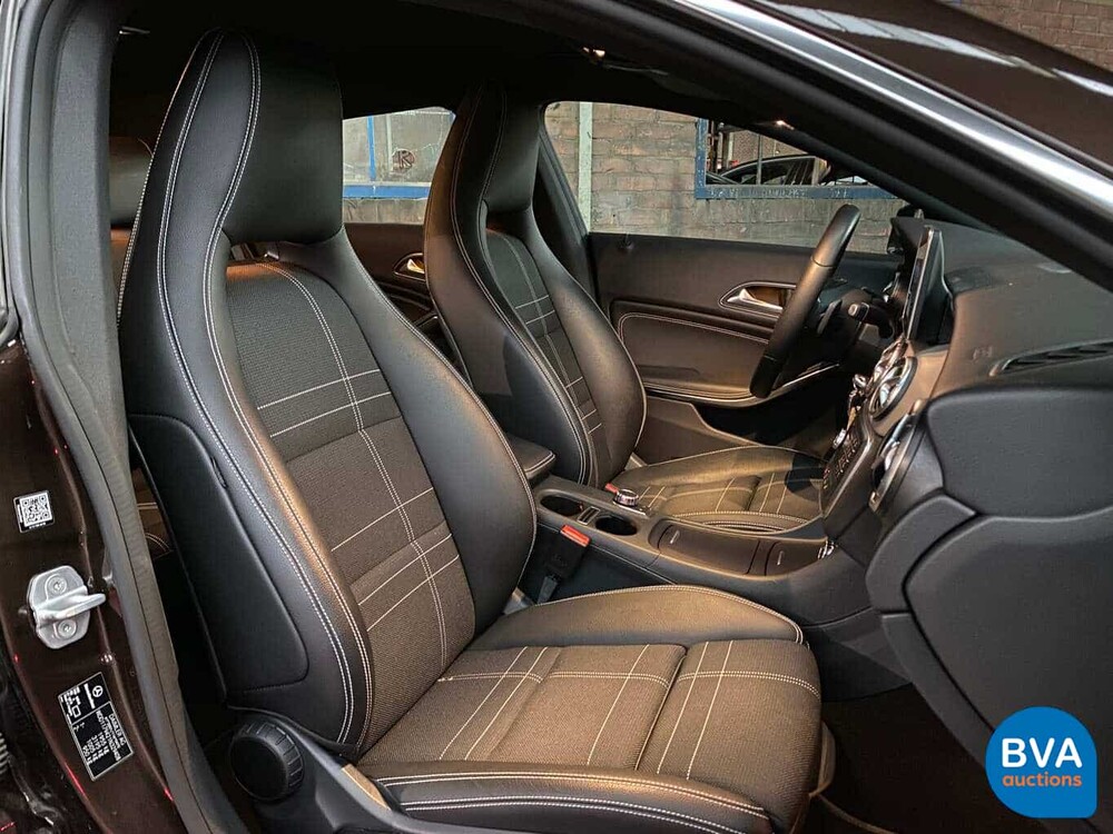 Mercedes-Benz CLA180 Shooting Brake 122pk CLA-Klasse 2015, J-604-NT
