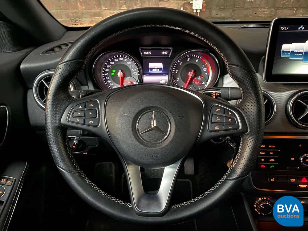 Mercedes-Benz CLA180 Shooting Brake 122pk CLA-Klasse 2015, J-604-NT