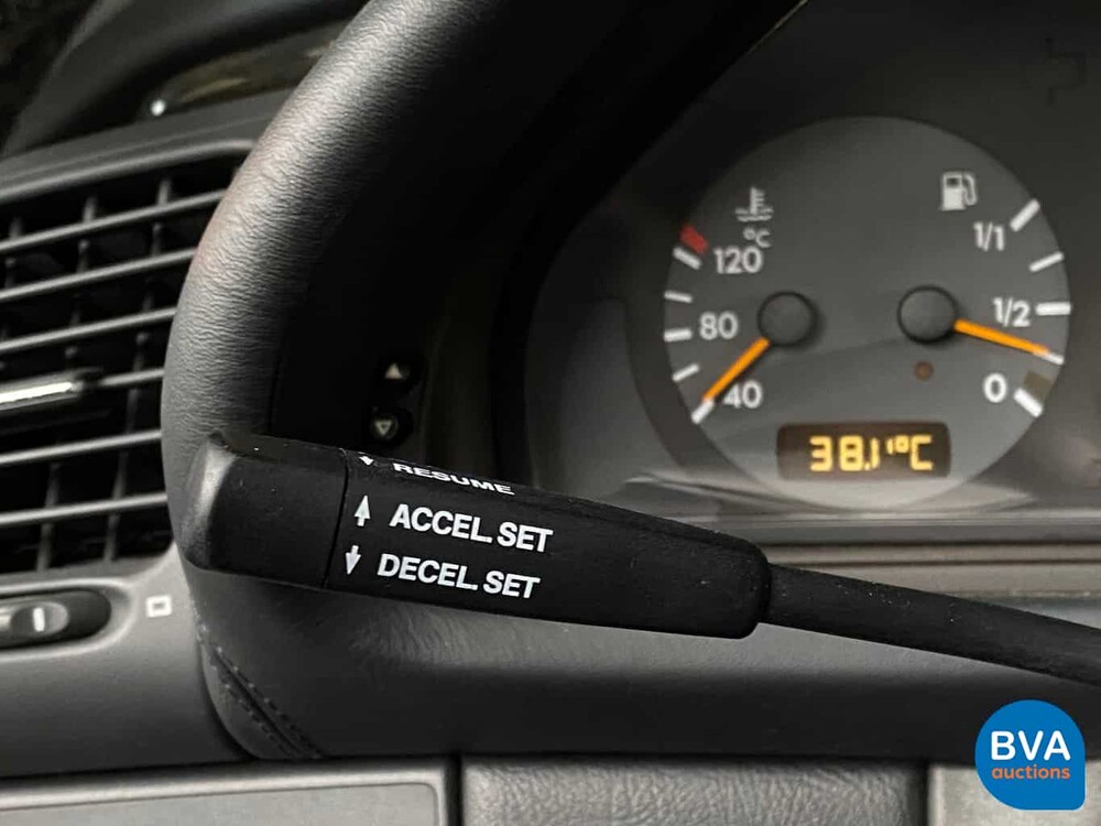 Mercedes-Benz CLK55 Cabriolet AMG 347pk CLK-Klasse 2002, 11-HJX-6