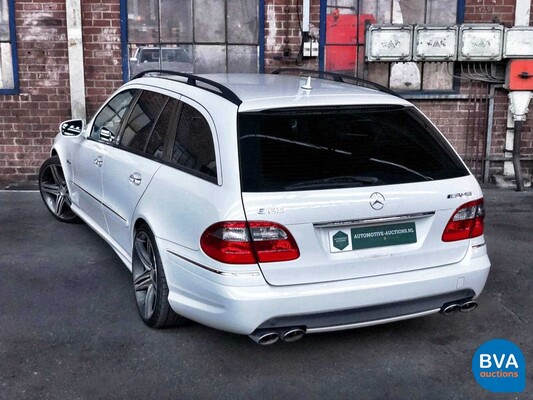 Mercedes-Benz E63 AMG Combi 6.2 V8 514 PS 2007.