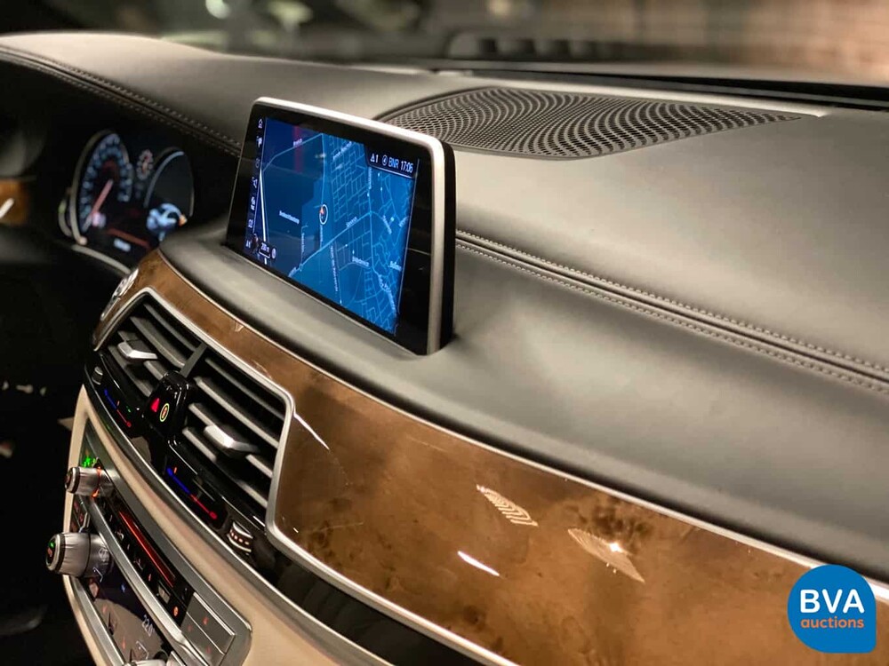 BMW 730d xDrive 265hp 7-Series 2015, JV-536-N.