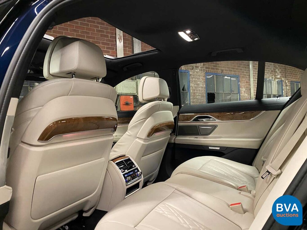 BMW 730d xDrive 265hp 7-Series 2015, JV-536-N.