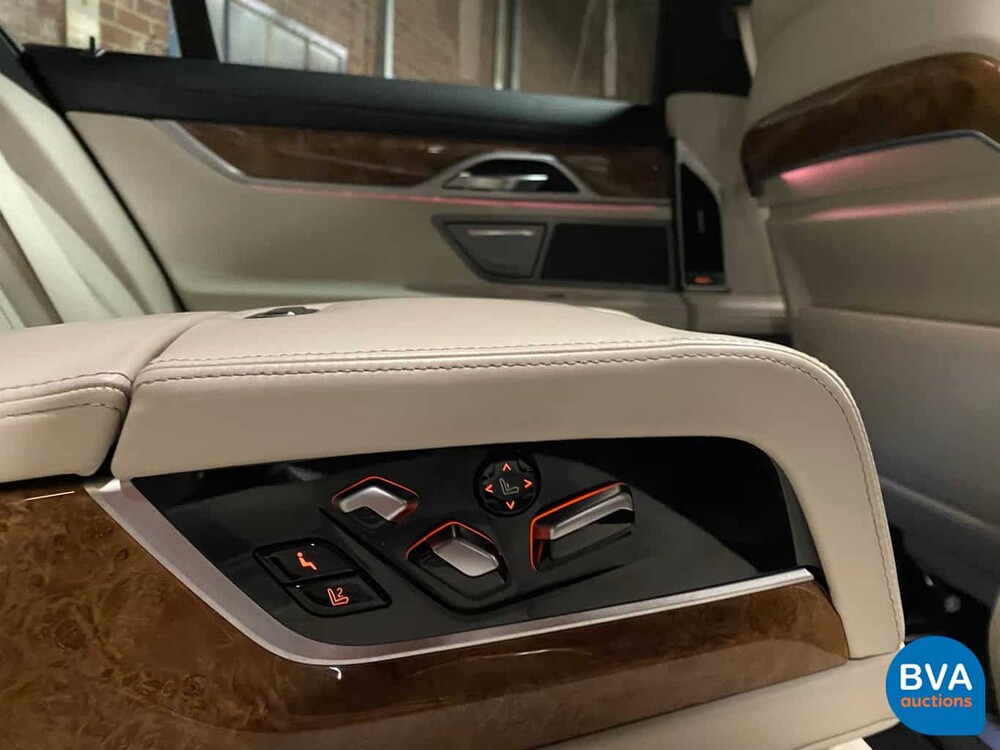 BMW 730d xDrive 265hp 7-Series 2015, JV-536-N.