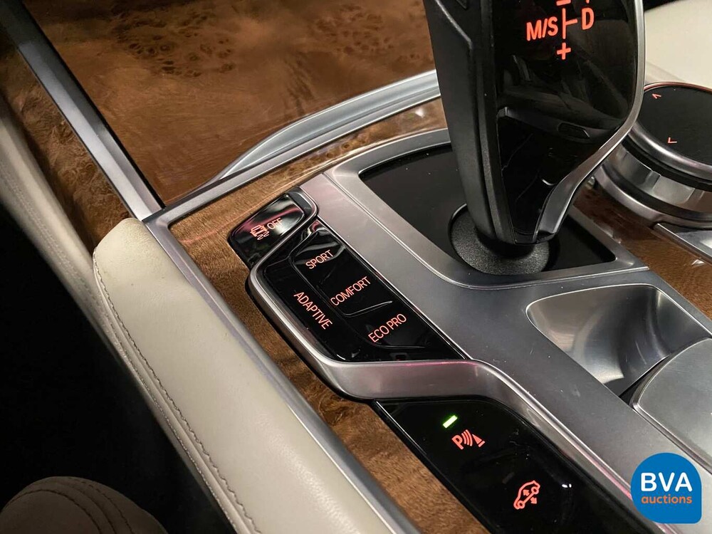 BMW 730d xDrive 265hp 7-Series 2015, JV-536-N.