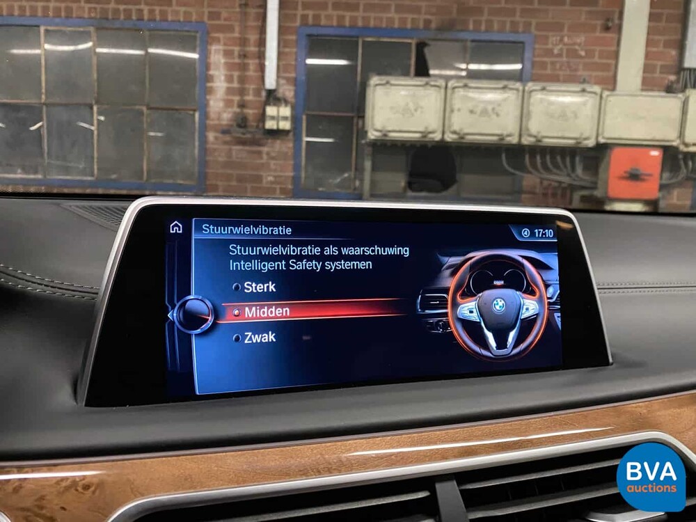 BMW 730d xDrive 265hp 7-Series 2015, JV-536-N.