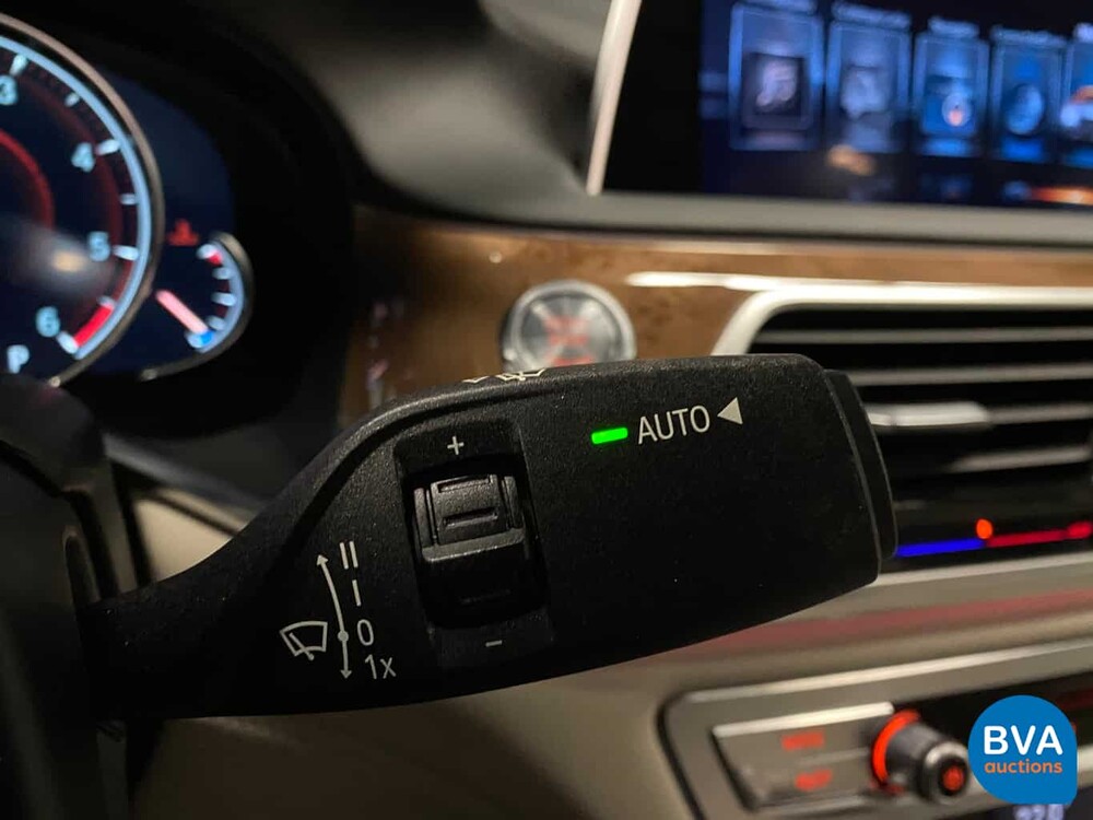 BMW 730d xDrive 265hp 7-Series 2015, JV-536-N.