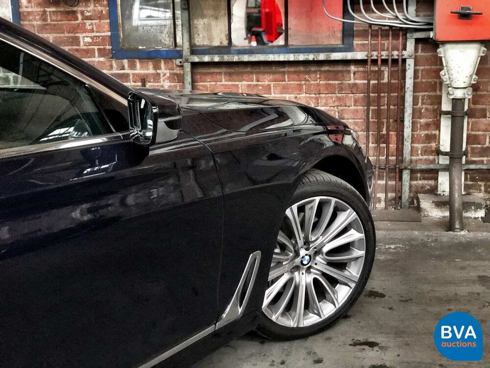 BMW 730d xDrive 265hp 7-Series 2015, JV-536-N.