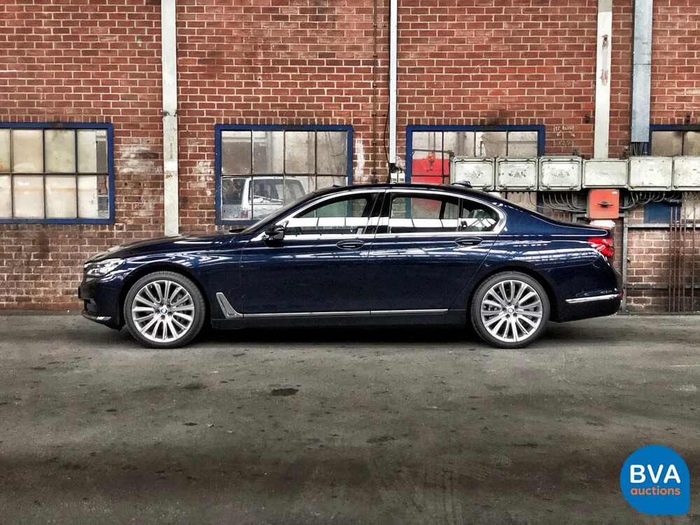 BMW 730d xDrive 265hp 7-Series 2015, JV-536-N.