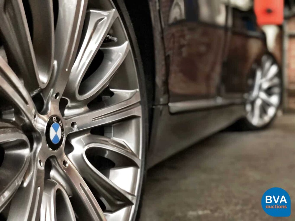 BMW 730d xDrive 265hp 7-Series 2015, JV-536-N.