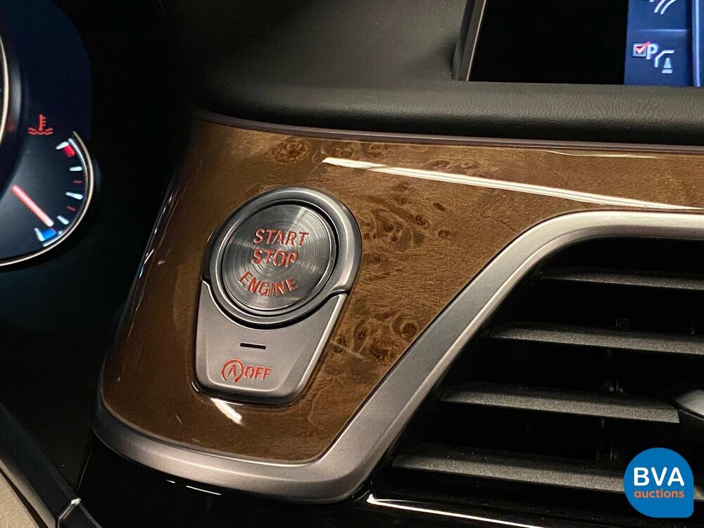 BMW 730d xDrive 265hp 7-Series 2015, JV-536-N.