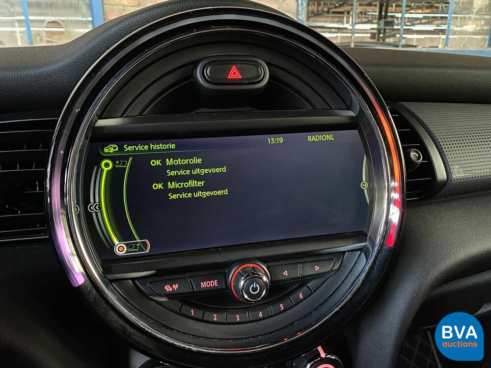 Mini Cooper 1.5 136 PS 3-Türer 2014, 3-TRF-49.