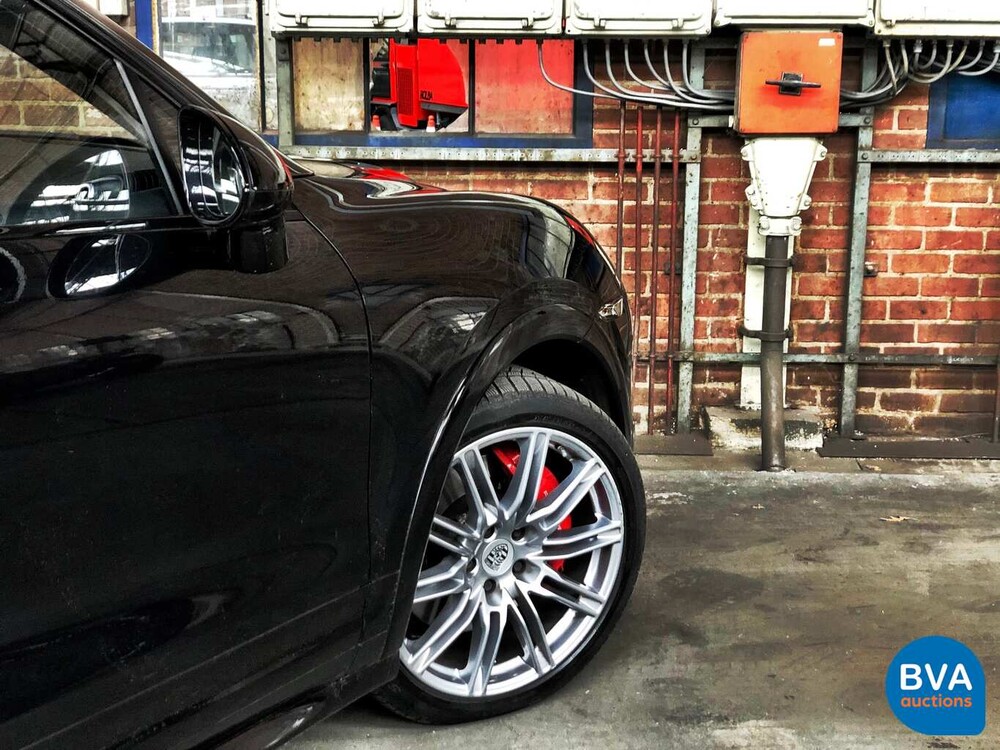Porsche Cayenne 4.8 Turbo V8 500hp 2011, 2-ZLF-03.