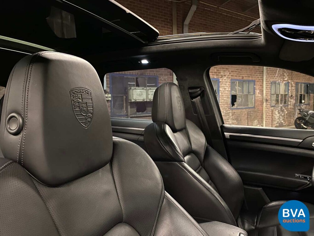 Porsche Cayenne 4.8 Turbo V8 500hp 2011, 2-ZLF-03.