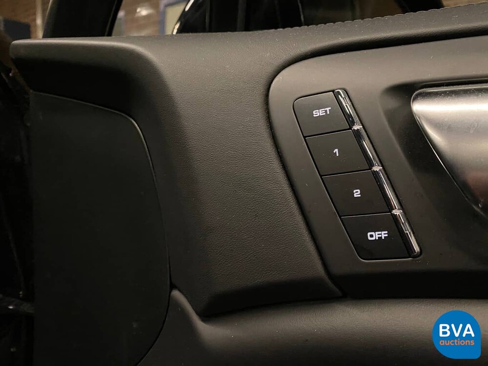 Porsche Cayenne 4.8 Turbo V8 500hp 2011, 2-ZLF-03.