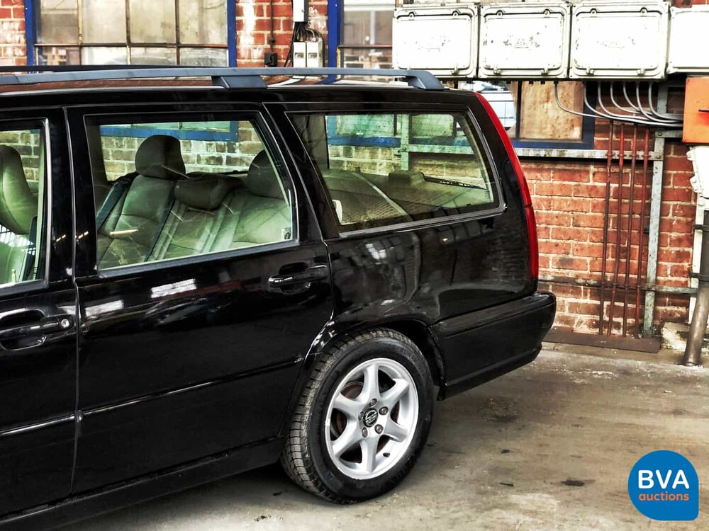Volvo V70 2.5 Luxury-Line 144pk 1999 -Origineel NL-, XV-GX-33