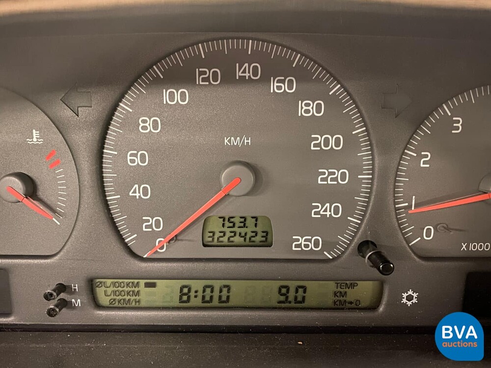 Volvo V70 2.5 Luxury-Line 144pk 1999 -Origineel NL-, XV-GX-33