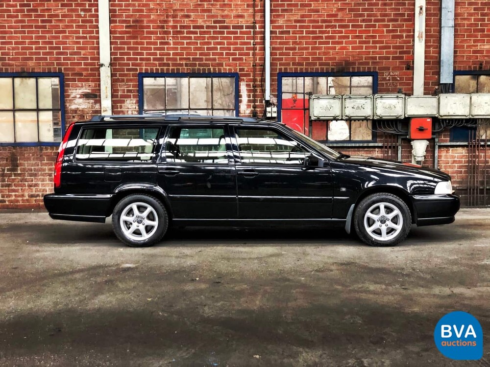 Volvo V70 2.5 Luxury-Line 144pk 1999 -Origineel NL-, XV-GX-33