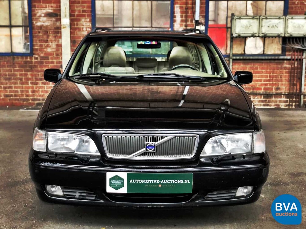 Volvo V70 2.5 Luxury-Line 144pk 1999 -Origineel NL-, XV-GX-33