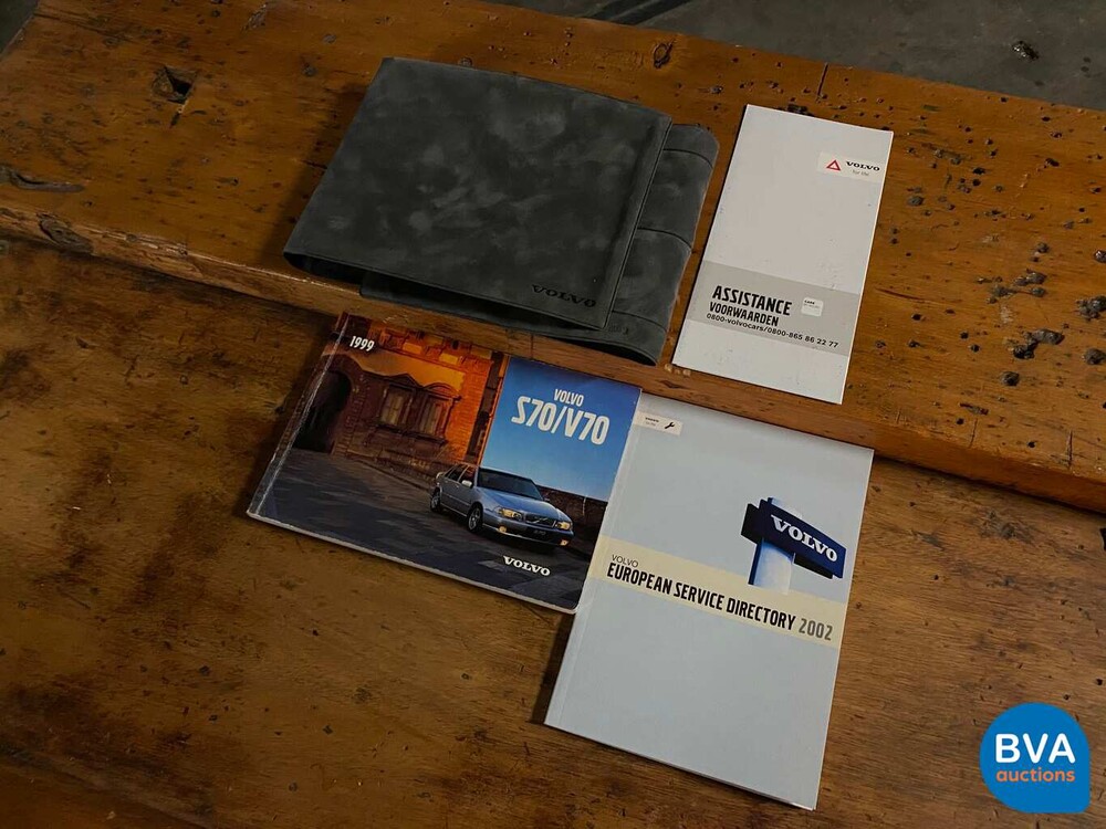 Volvo V70 2.5 Luxury-Line 144hp 1999 -Original NL-, XV-GX-33.