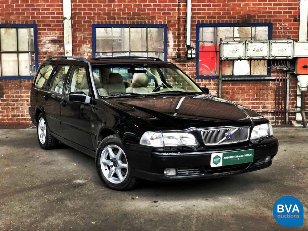 Volvo V70 2.5 Luxury-Line 144pk 1999 -Origineel NL-, XV-GX-33