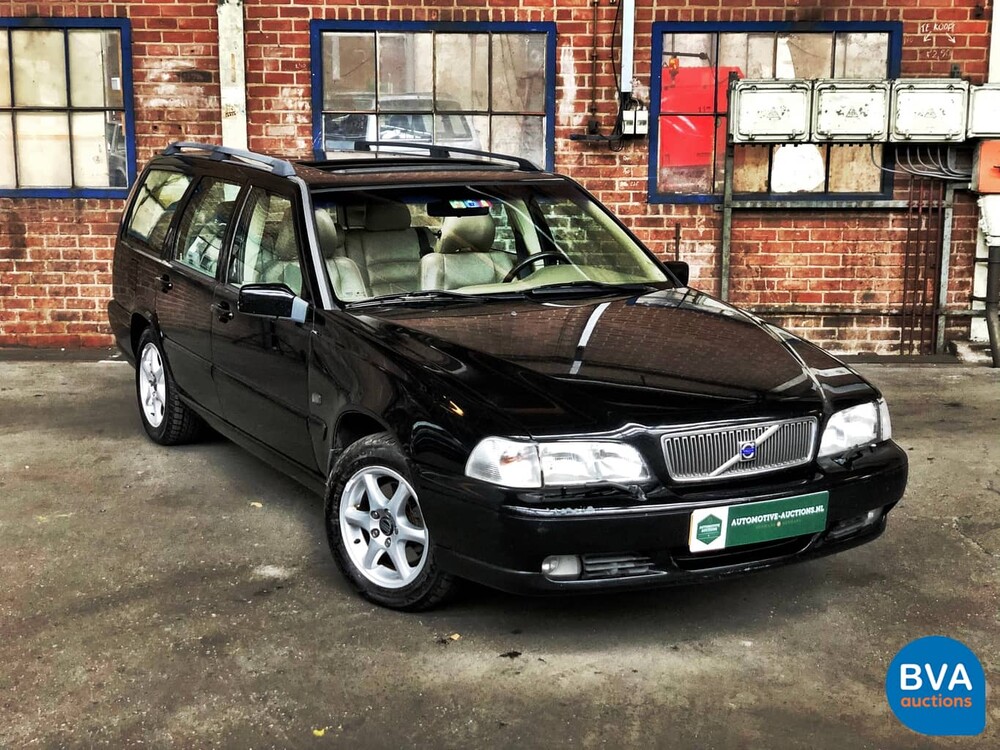 Volvo V70 2.5 Luxury-Line 144pk 1999 -Origineel NL-, XV-GX-33