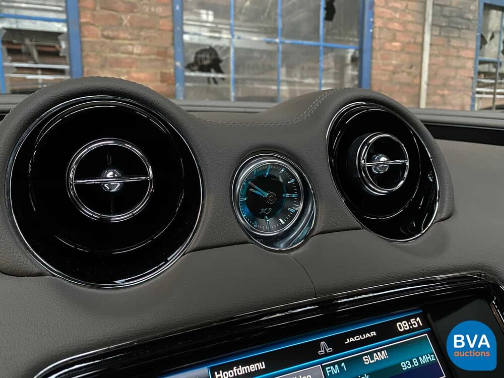 Jaguar XJ 3.0 V6D Portfolio 275 PS 2014, TS-960-J.