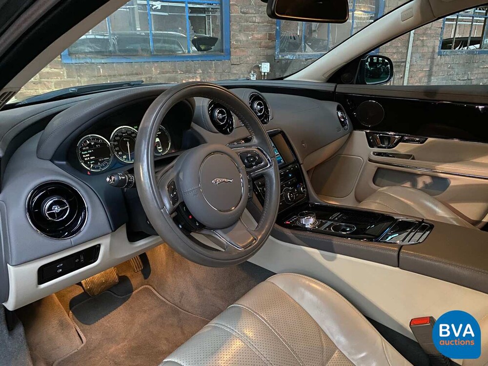 Jaguar XJ 3.0 V6D Portfolio 275 PS 2014, TS-960-J.